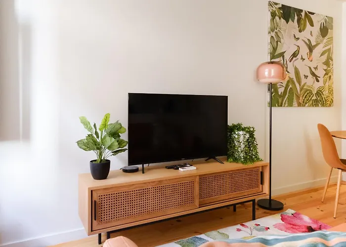 Magnolia 3 Luxury With Ac Metro Downtown Porto