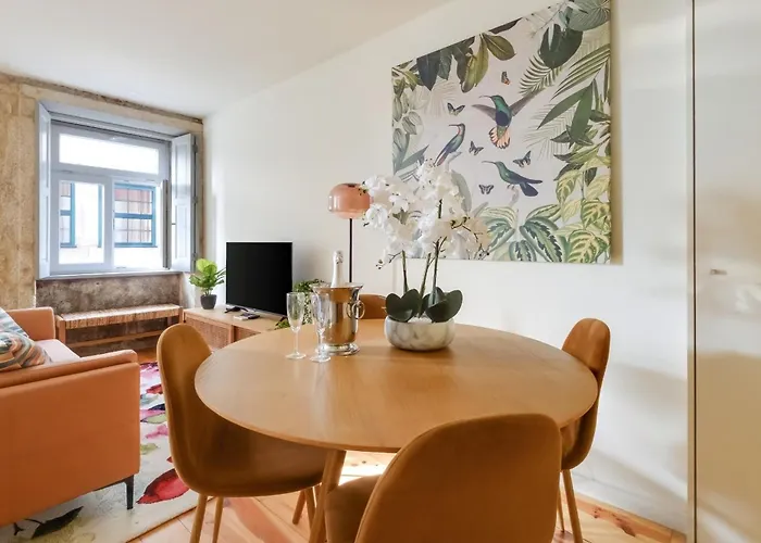 Magnolia 3 Luxury With Ac Metro Downtown Oporto