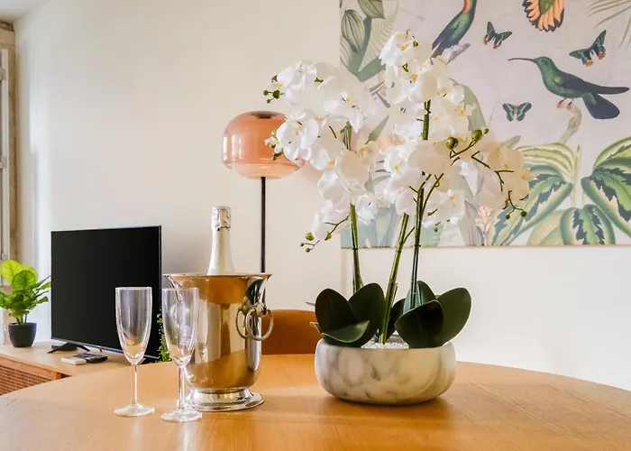 Magnolia 3 Luxury With Ac Metro Downtown Appartamento Oporto